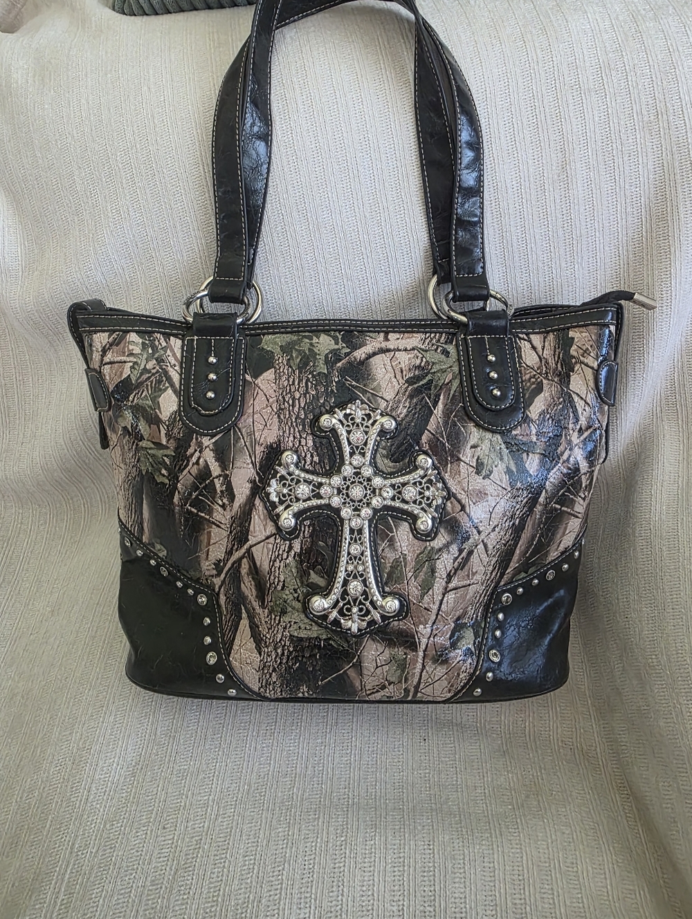 Montana West Black & Camouflage Tote with Jeweled Cross